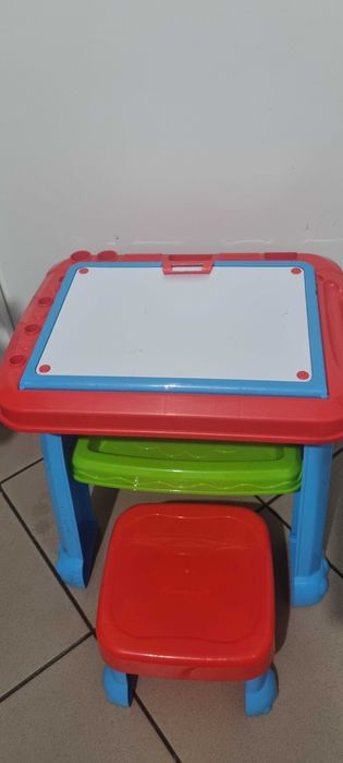 Мольбер для рисования/Столик и стульчик.