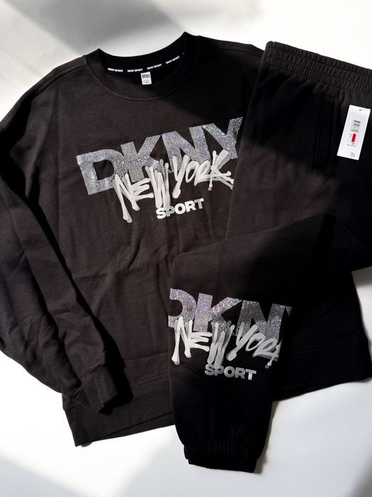 Костюм DKNY оригінал
