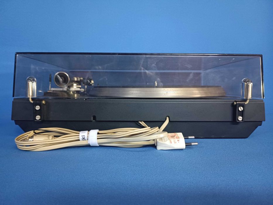gira discos PHILIPS AF 977