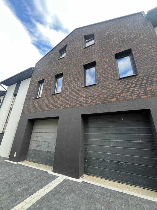 Продаж котеджів у мальовничій місцевості у селі Підгороднє БЕЗ КОМІСІЇ