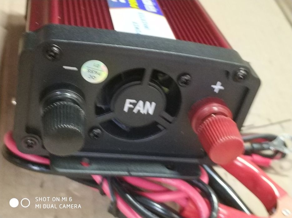 Інвертор 12в на 220в "1000w"