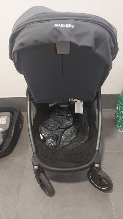 Maxi Cosi Adorra 2 com ovo e isofix para o carro