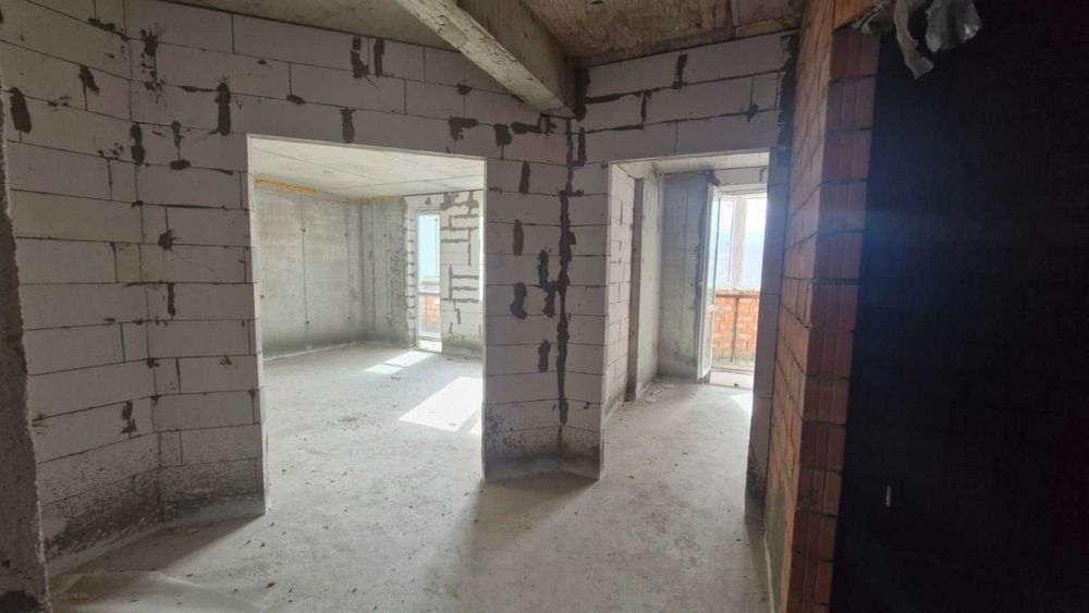 Продам квартиру площа 62 м2 від будівельників  на Чикаленко/Таирова