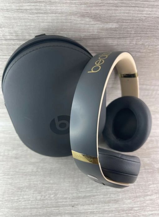 Auscultadores Wireless Beats Studio3 
Auscores Wireless Beats Stu