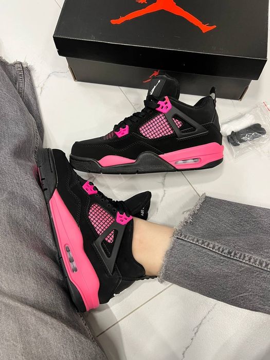 Jordan 4 Retro Neon Pink