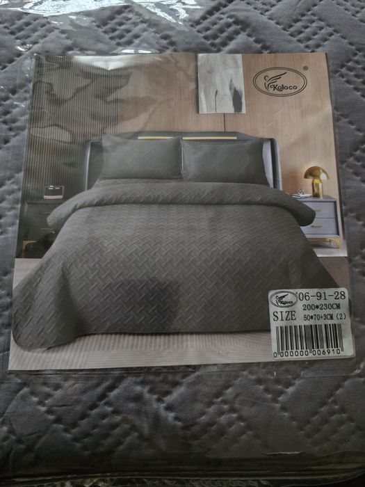 Покривало стьобане нове