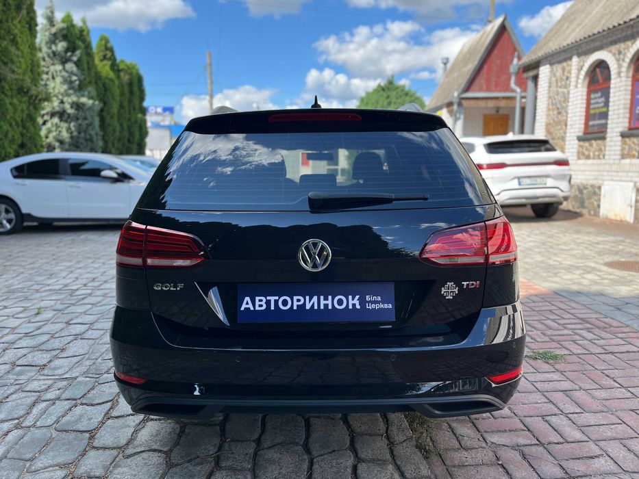 VW Golf 2017 в ЛІЗИНГ | КРЕДИТ