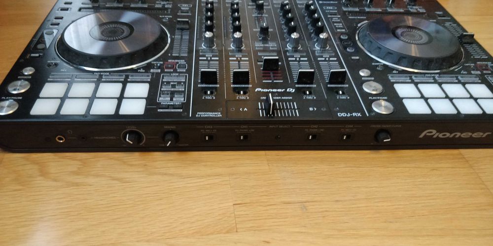 Controlador DJ DDJ-RX Preto 4 canais, Mesa de mistura