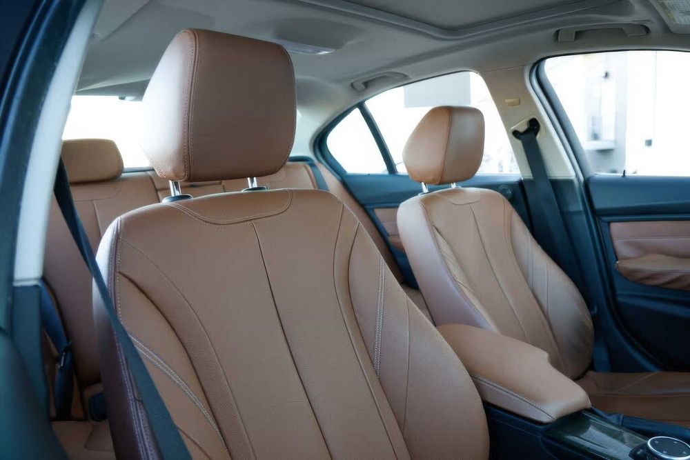 BMW 3 Series 328i      2015