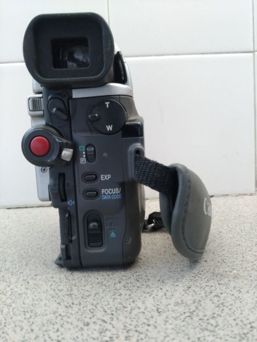 Máquina Filmar Canon Elura (MV20i) DVi