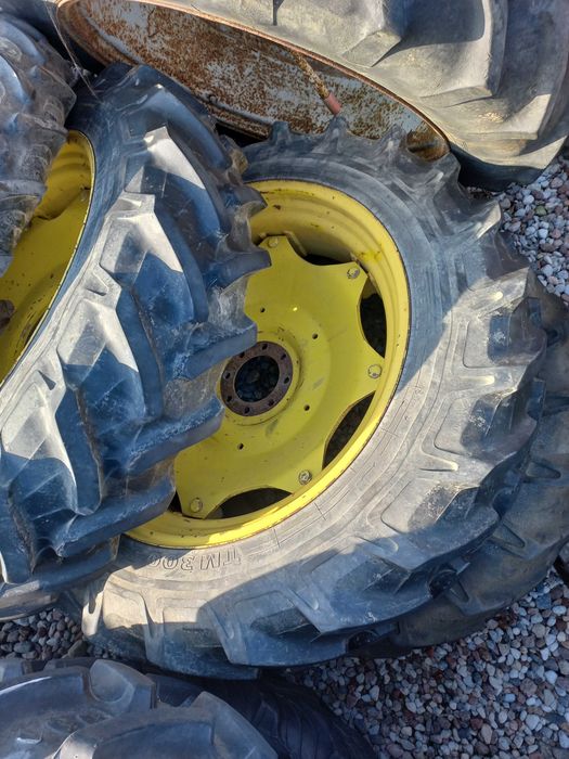 Koła 13.6R38 340/85R38+przednie/tylne Deutz MF Case Zetor NH John Inny
