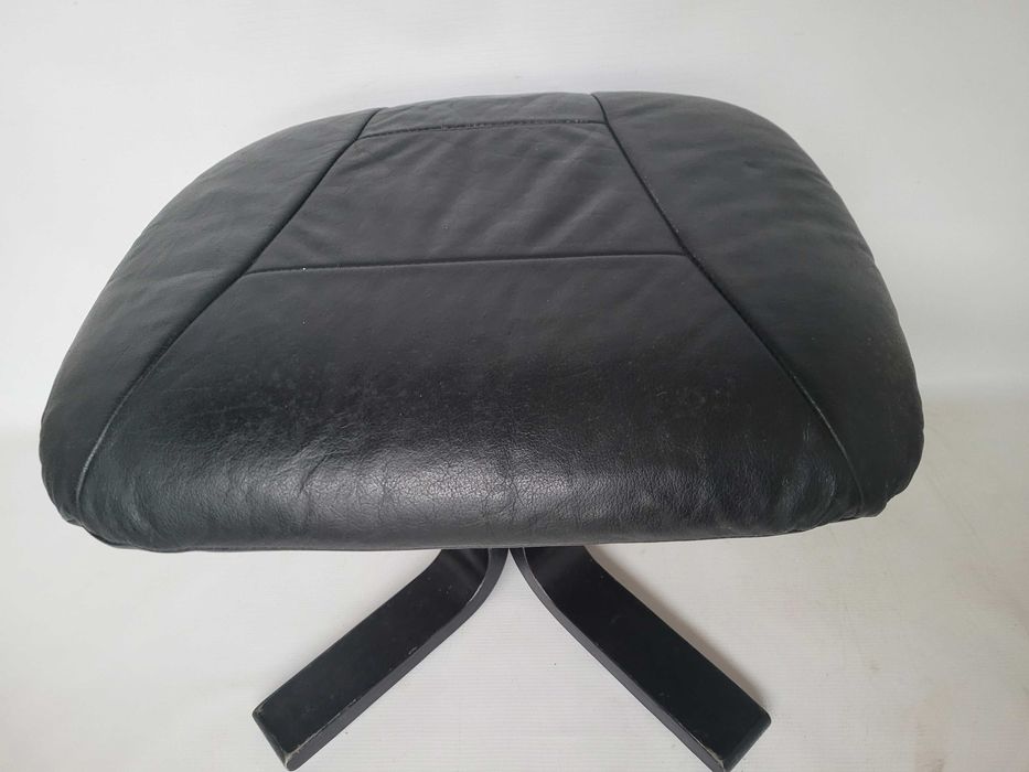 podnóżek czarny 50x43 wys. 40 duński denmark