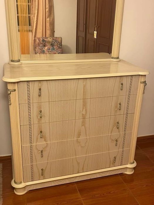 Comoda Quarto com Espelho