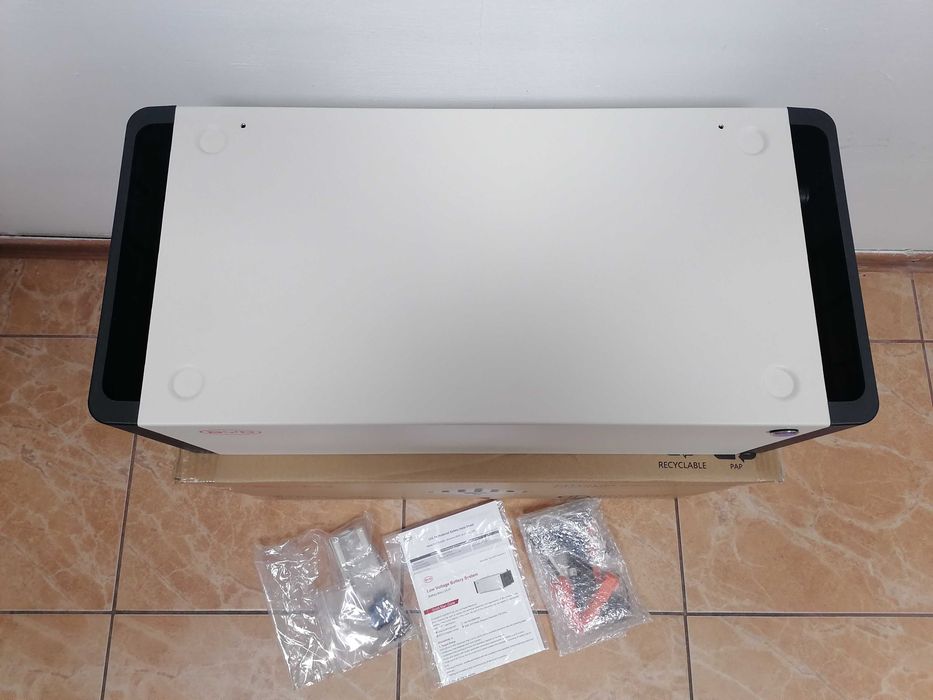 Акумуляторна батарея BYD BatteryBox LV5.0+ 51.2V 100AH