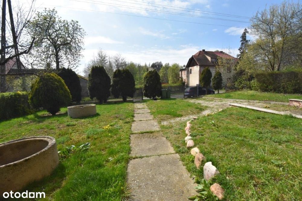 sprzedam dom wolnostojący w MROCZKOWEJ