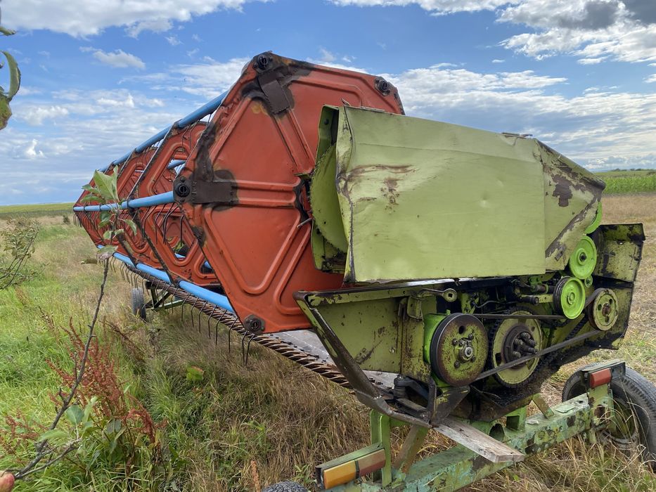 Жатка claas 5.1 з ріпаковим столом