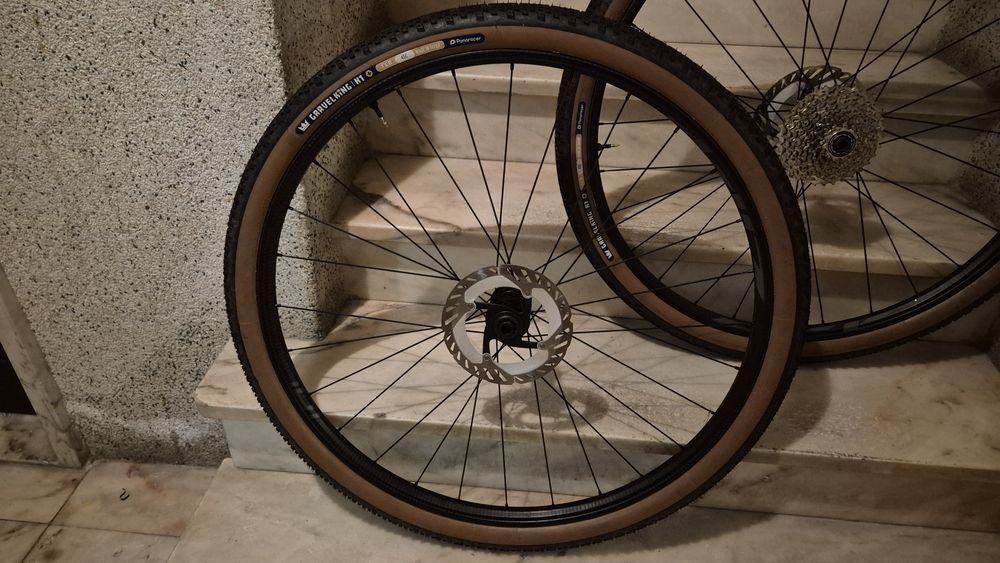 Rodas Zipp 101 XPLR Carbon NOVAS
Zipp’s 101 XPLR