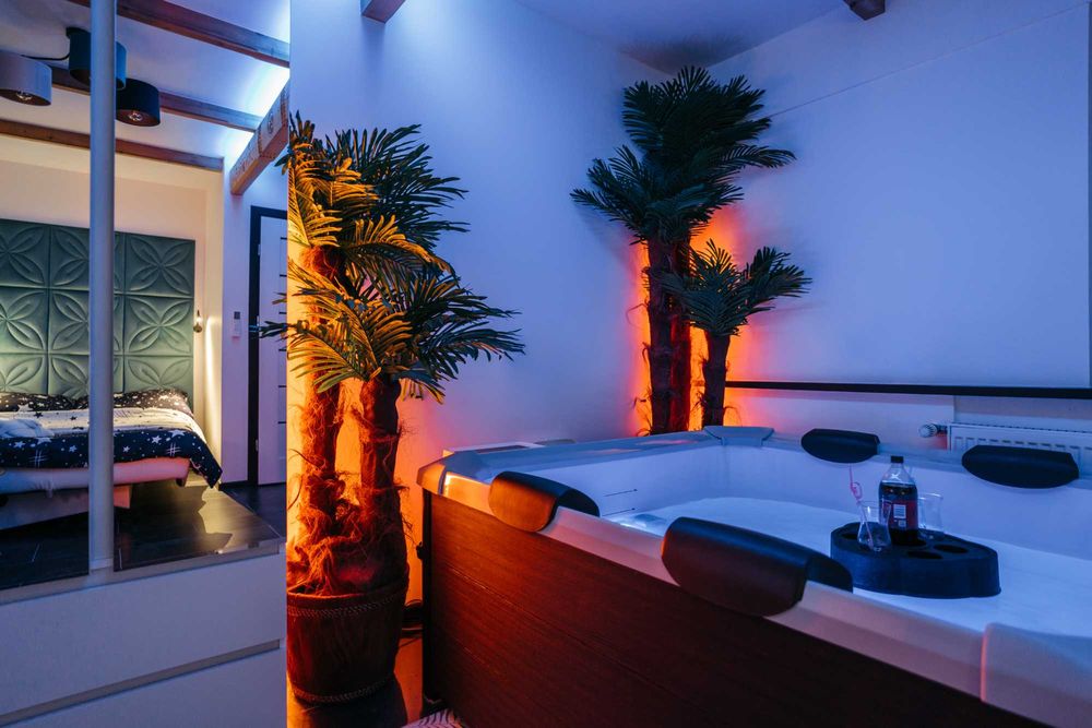 Domek miniapartament LOVE SPA JAUCUZZI w pokoju na wyłączność no limit