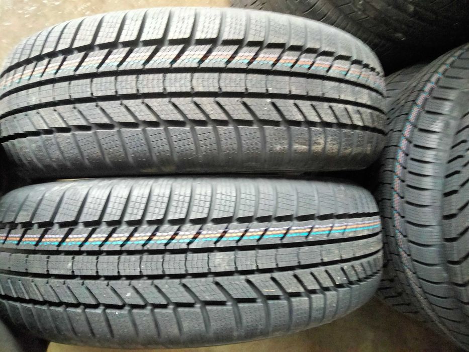 215 65 R17 Continental novos