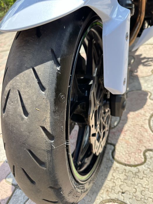 Kawasaki z800 офіціал