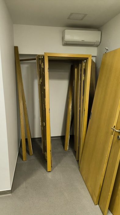 Porta Madeira e Vidro 2mX75cm