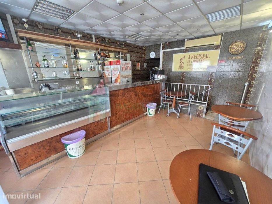 Restaurante em Funcionamento | 70 m² | Renda 200 € | Odivelas