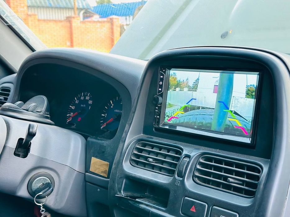 Nissan Navara  4x4 , полный привод 
Двигун працю