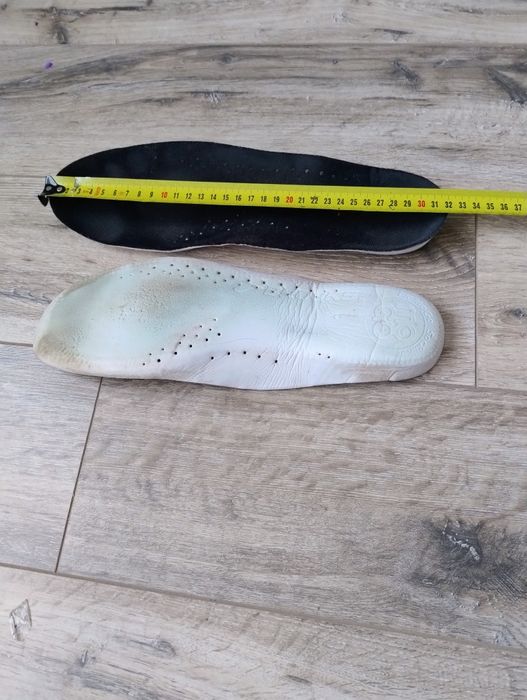 Brooks 48 розміру, 32 см, оригінал кросівки