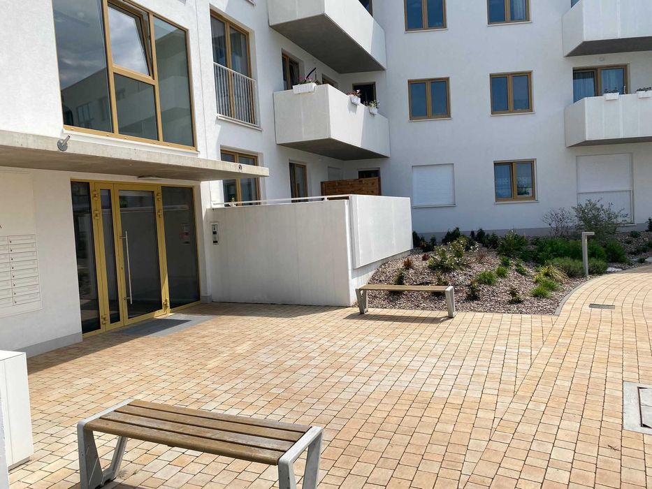 Kawalerka 31 m² z tarasem na wynajem – Wrocław, Krzyki, Księże, Cieszyńska, nowe, spokojna okolica, w pełni umeblowane i wyposażone