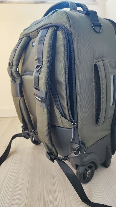 Mochila com rodas para fotógrafos e videografos