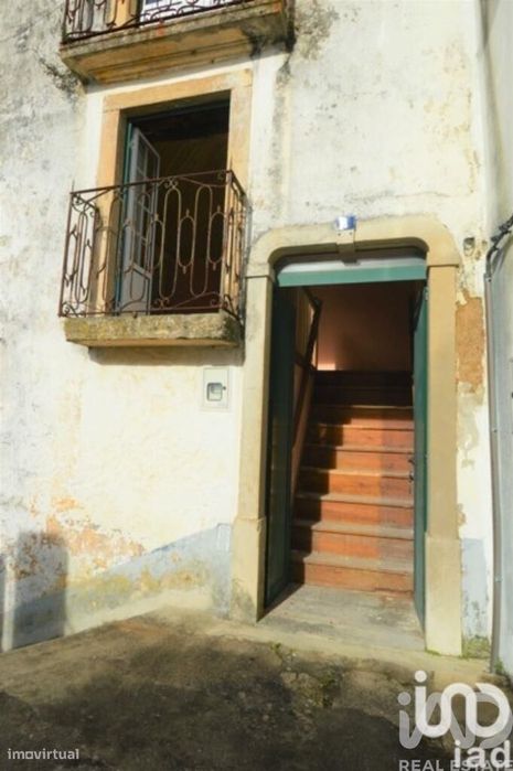 Casa T5 em São Miguel, Santa Eufémia e Rabaçal de 270,00 m2