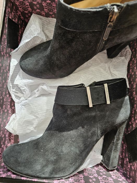 Замшевые ботинки