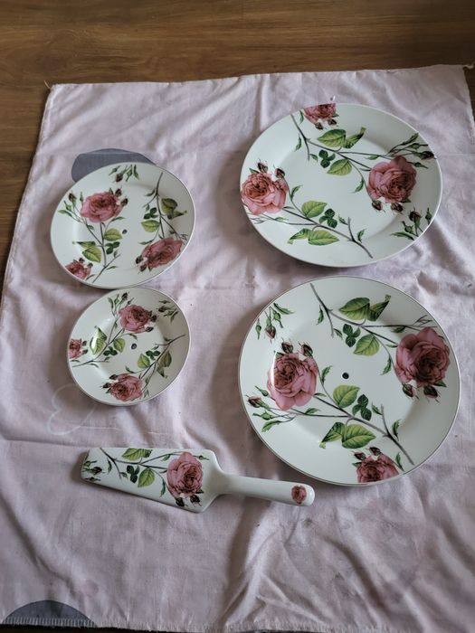 Zestaw do ciasta , tortu porcelanowy z łyżka  Affek .