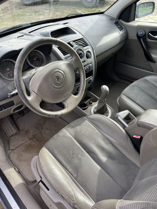 Vendo renault megane 1.4 gpl