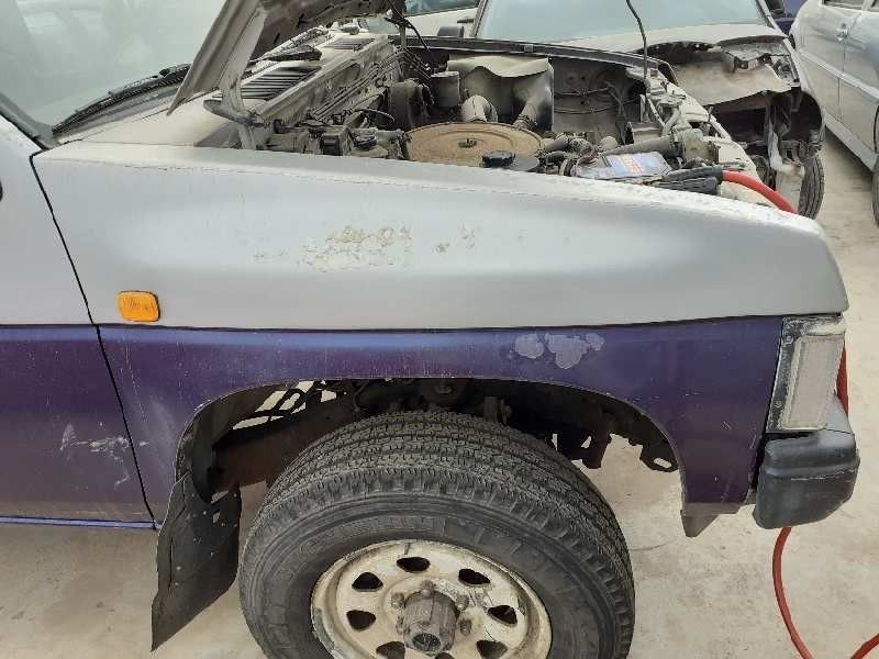 GUARDA-LAMAS FRONTAL DIREITO NISSAN PICK UP 1983