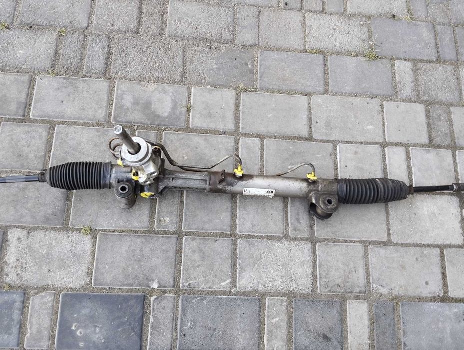 Рулевая рейка Opel Astra H Zafira B 13188614