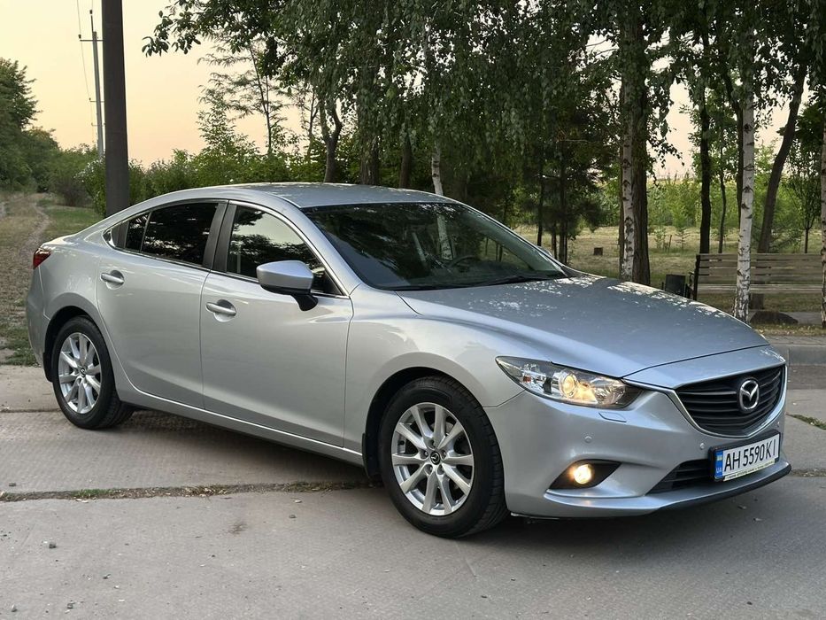 Офіційна Mazda 6 2017