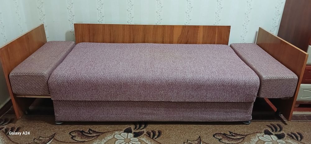 Диван для дітей м'який