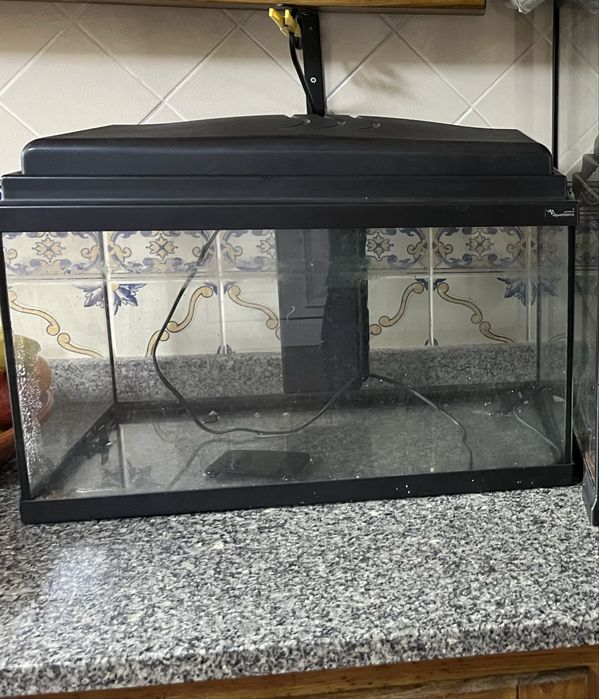Vendo aquario 60x30x35