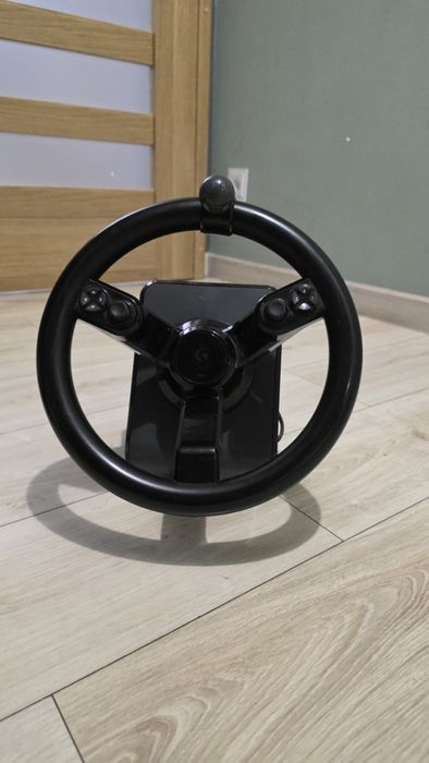 Sprzedam kierownice logitech g saitek
