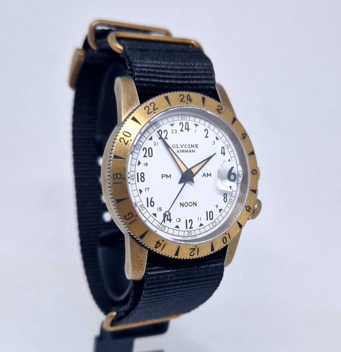 Glycine Airman Vintage Noon Purist 40 mm Automatic