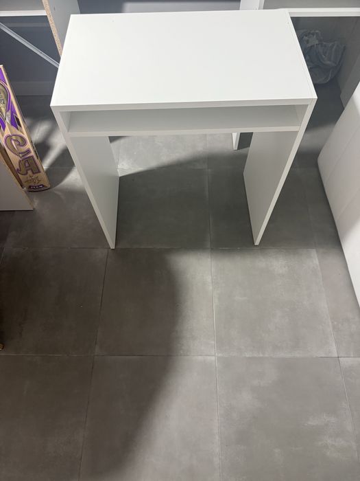 Mesa  Branca medidas 40X66