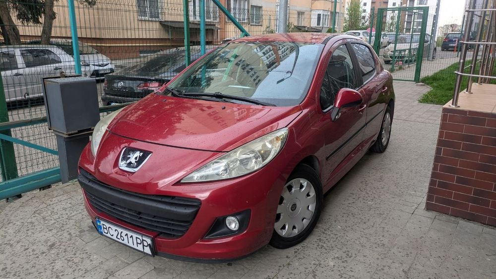 Продам Peugeot 207