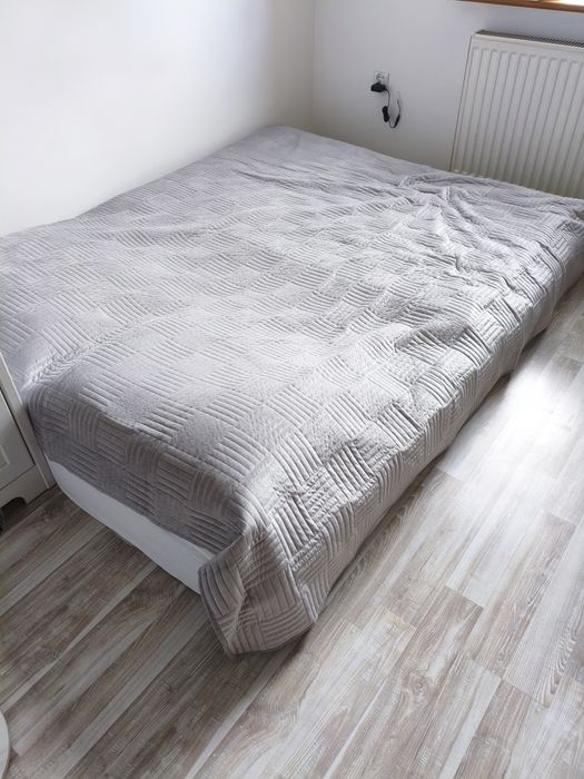 materac 160/200 cm.