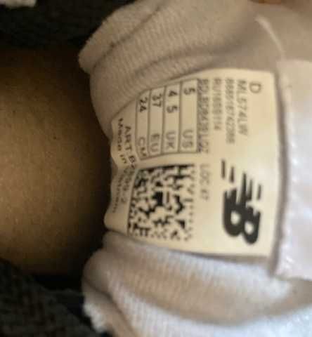 кроссовки New Balance  на 36 размер