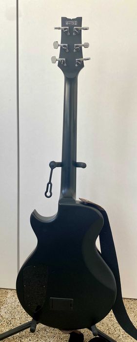 Guitarra Ibanez com Seymour Duncan e Lock Tuners