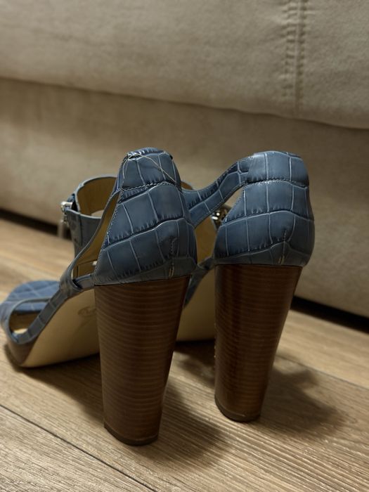 Michael kors сандалі кожа крокодила 39 розмір