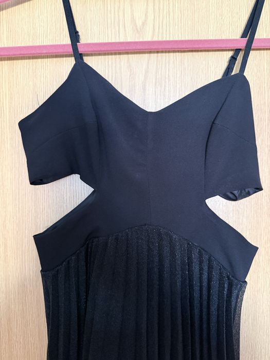 Vestido plissado brilhante