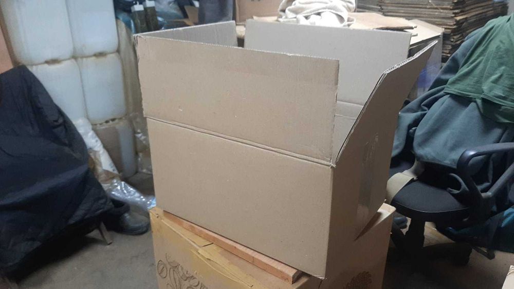 Картонные коробки б/у