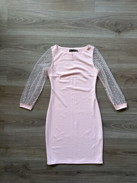 Жіноча сукня.